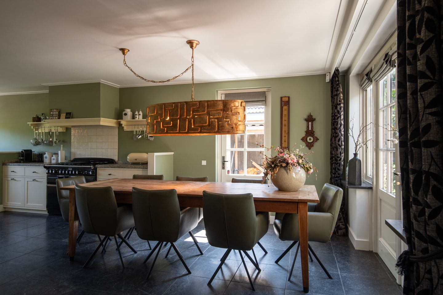 Photo 14 of Nieuwe Kerkstraat 35