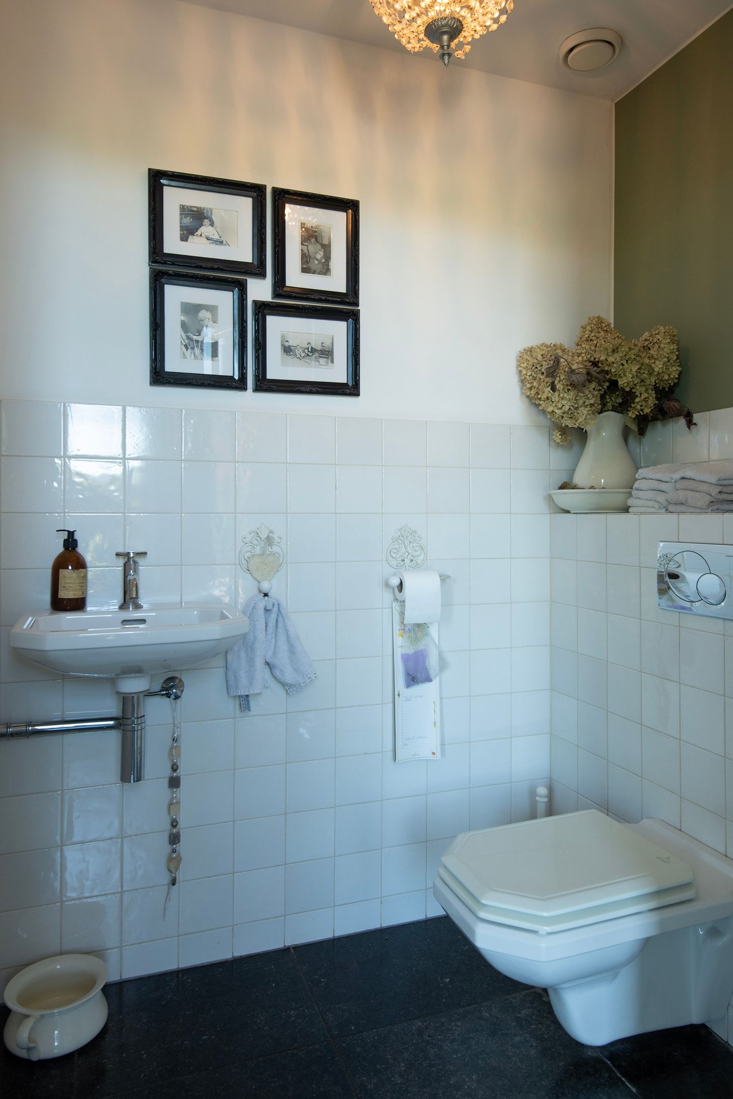 Photo 19 of Nieuwe Kerkstraat 35