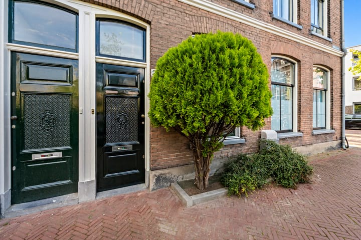 Foto 8 van Parallelweg 2