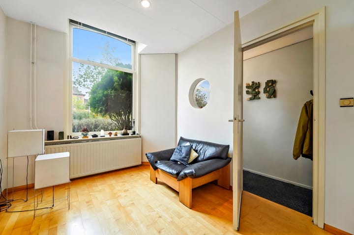 Foto 10 van Parallelweg 2