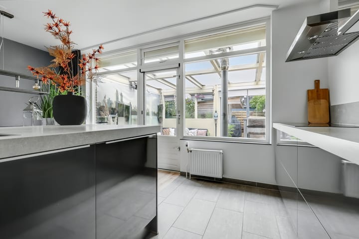 Foto 21 van Dr. Joop den Uylsingel 48