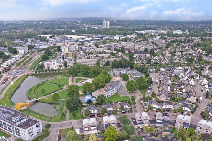 Foto 65 van Dr. Joop den Uylsingel 48