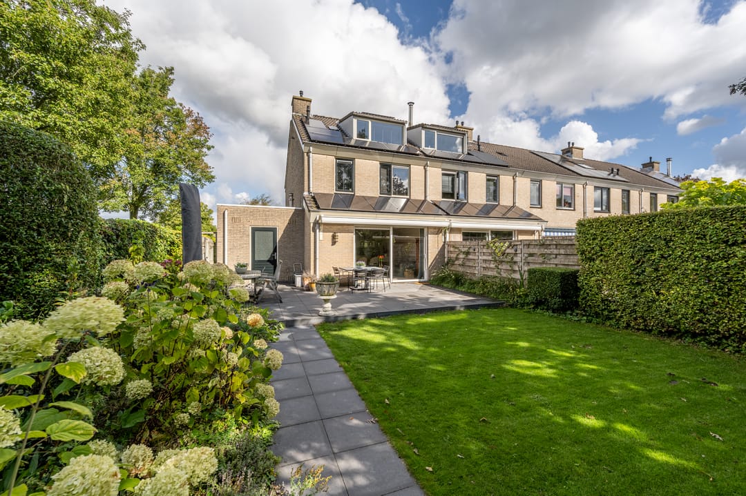 Foto 2 van Trambaan 2