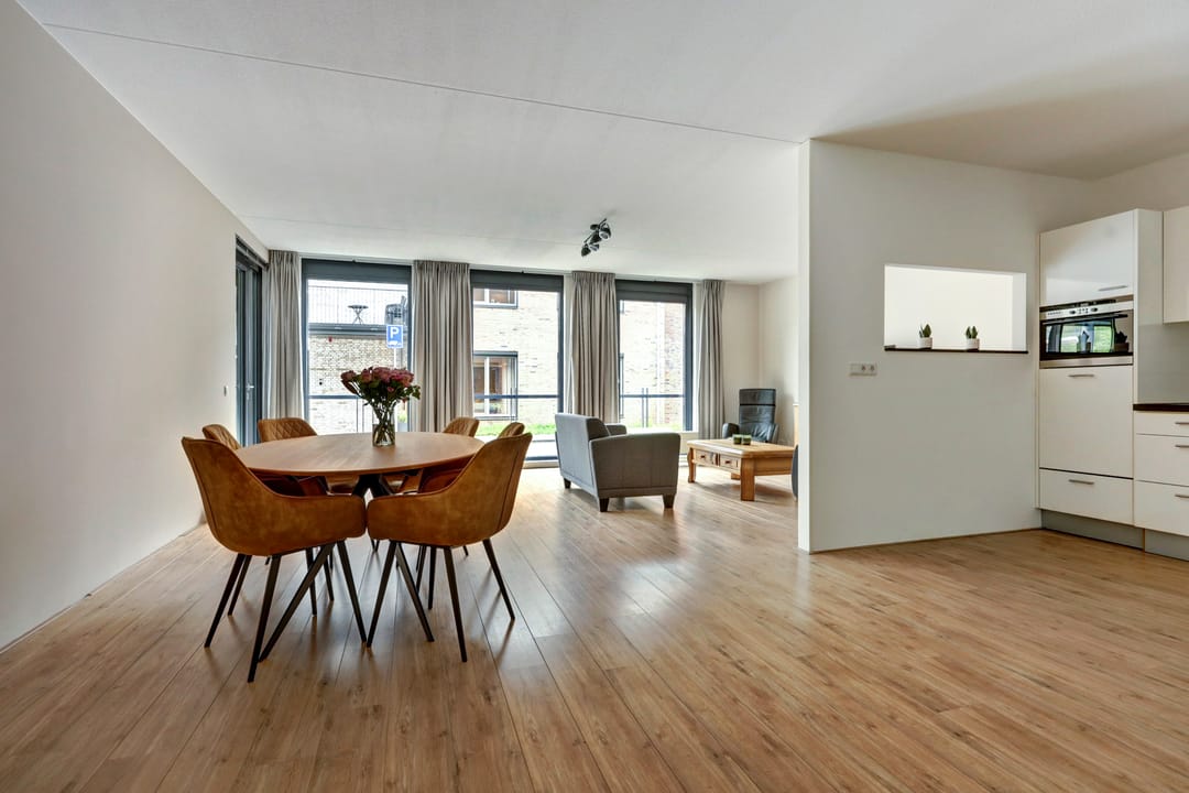 Foto 7 van Rector van den Broekstraat 1-B008