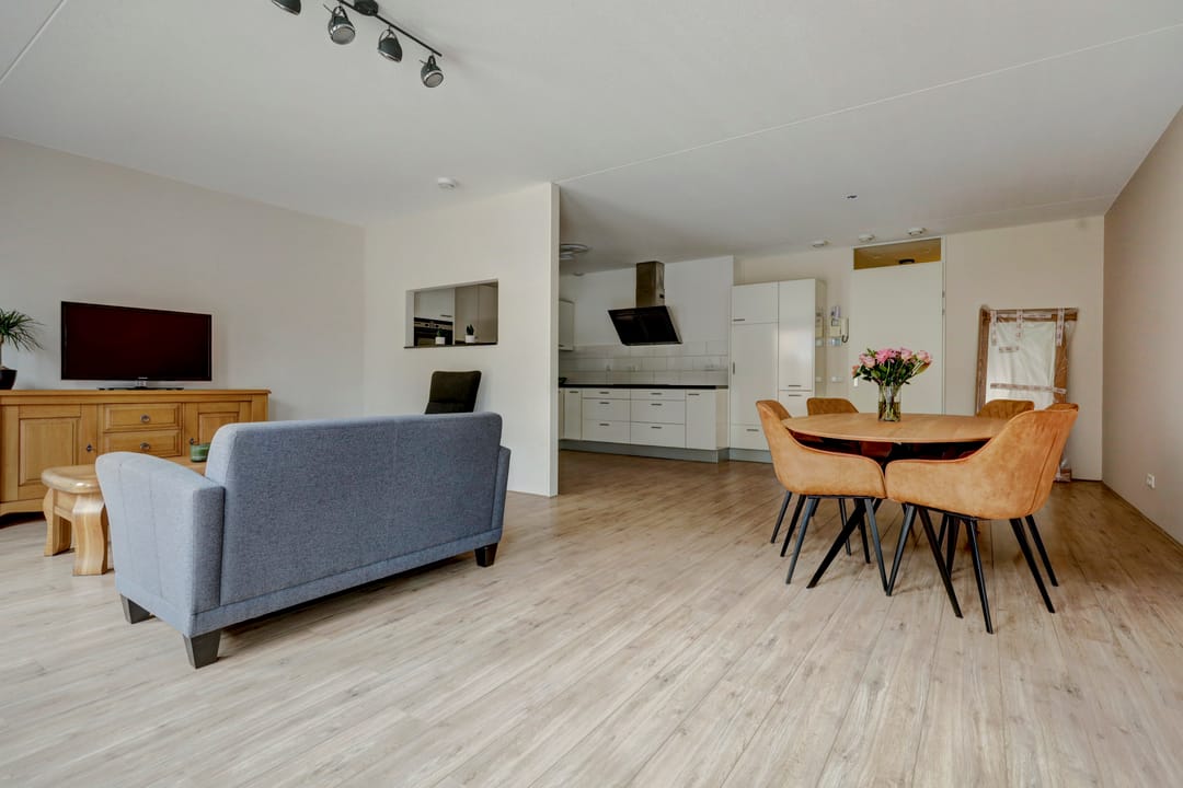 Foto 13 van Rector van den Broekstraat 1-B008