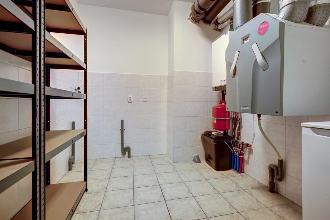 Foto 22 van Rector van den Broekstraat 1-B008