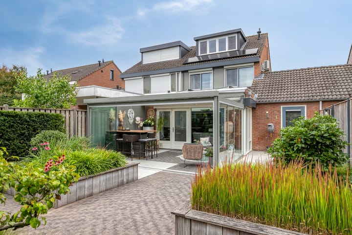 Foto 47 van Ericaplein 106