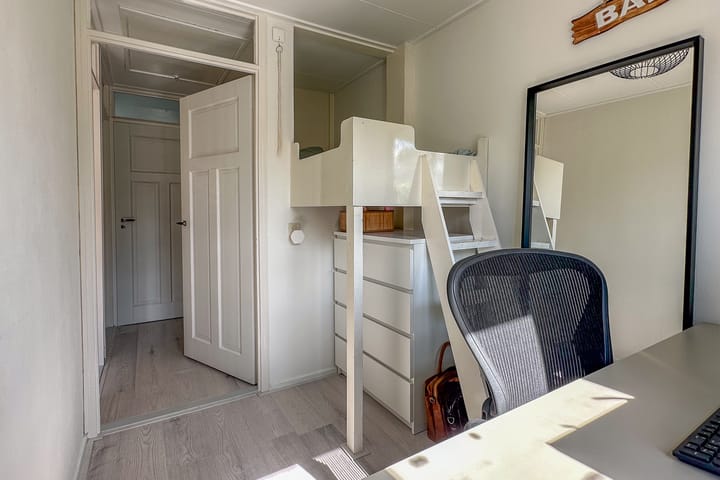 Foto 31 van Wagenaarstraat 4