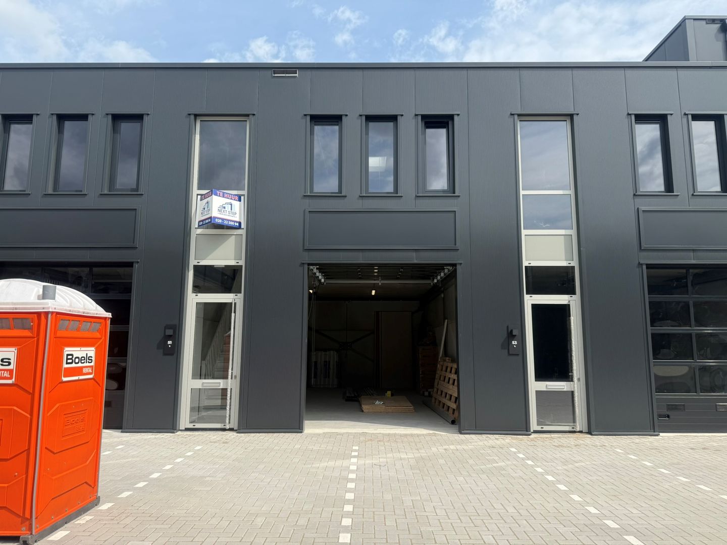 Bekijk foto 2 van Afmijnstraat 51