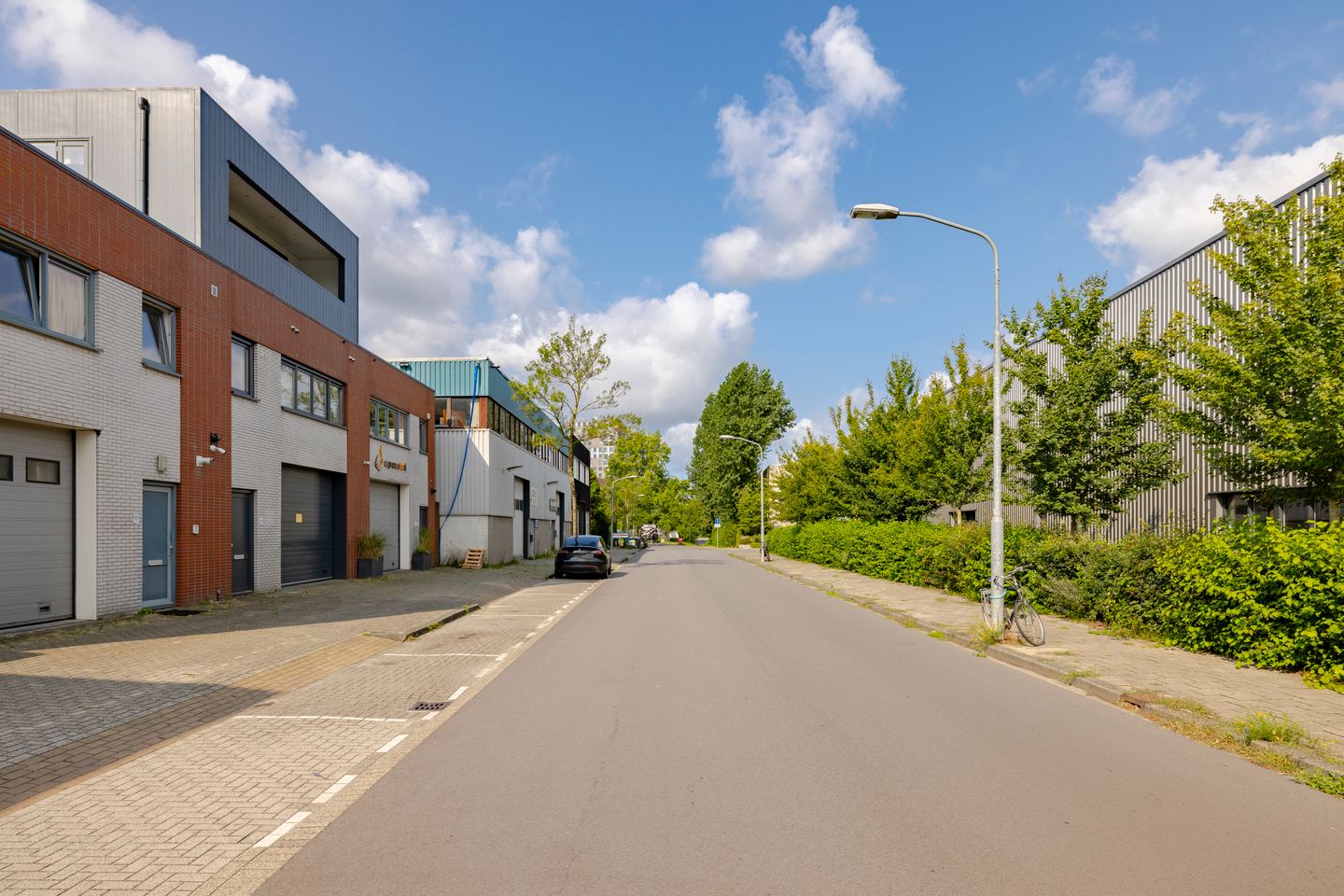 View photo 2 of Hendrik Figeeweg 15-A