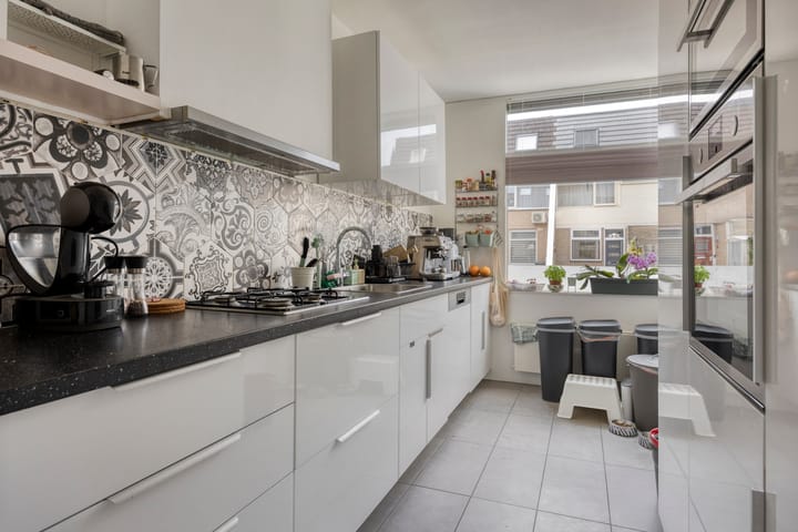 Foto 5 van Staringstraat 302