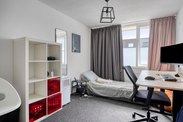 Foto 9 van Staringstraat 302