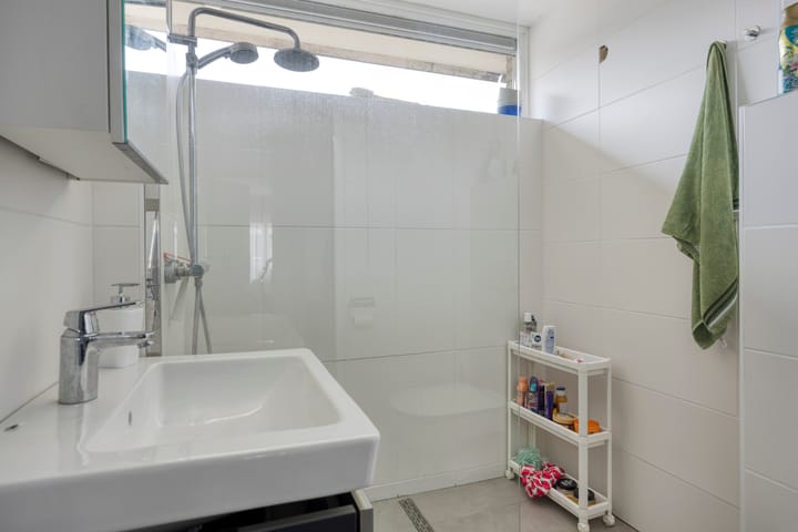 Foto 11 van Staringstraat 302