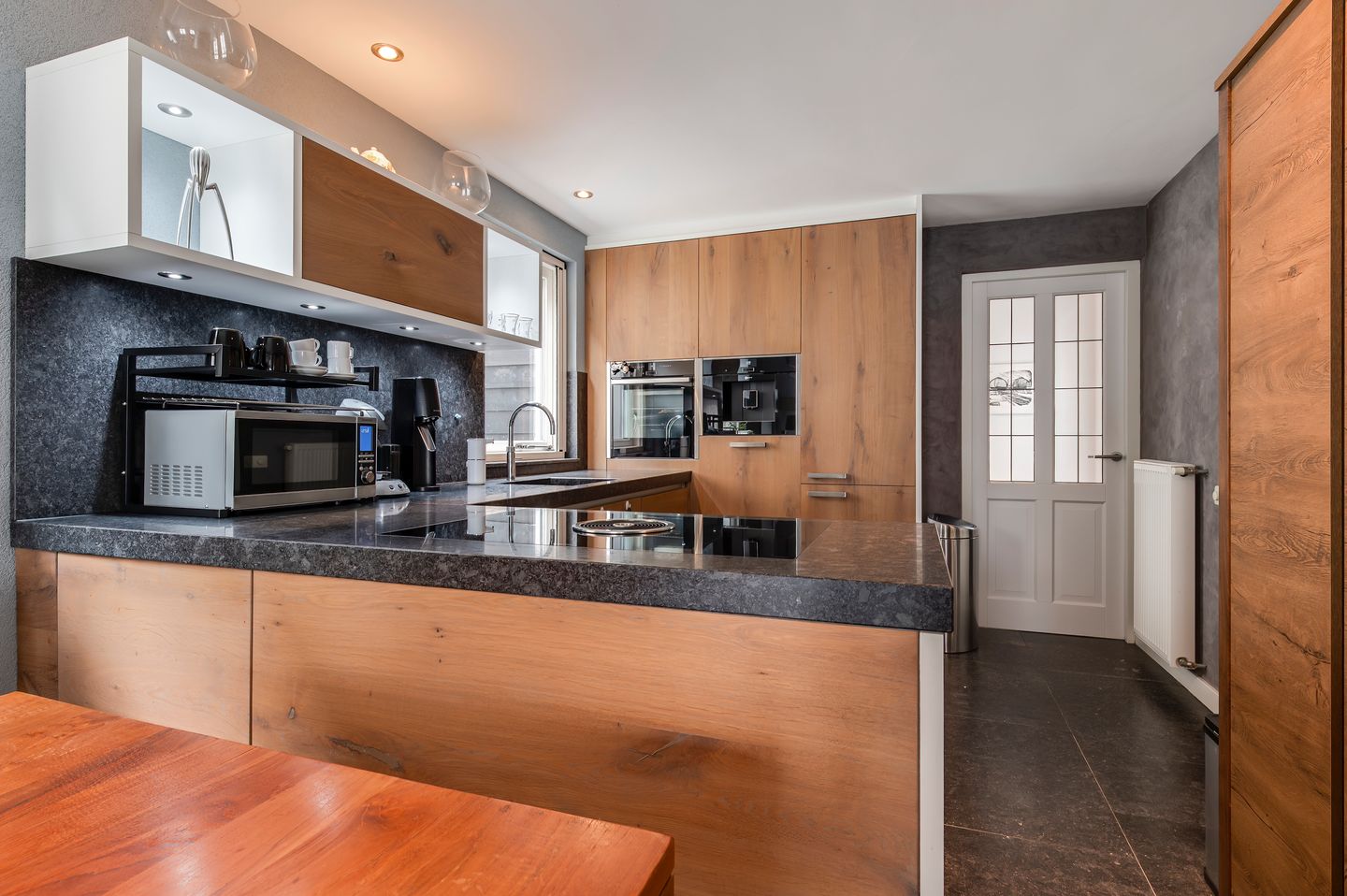 Foto 10 van Geldersestraat 92