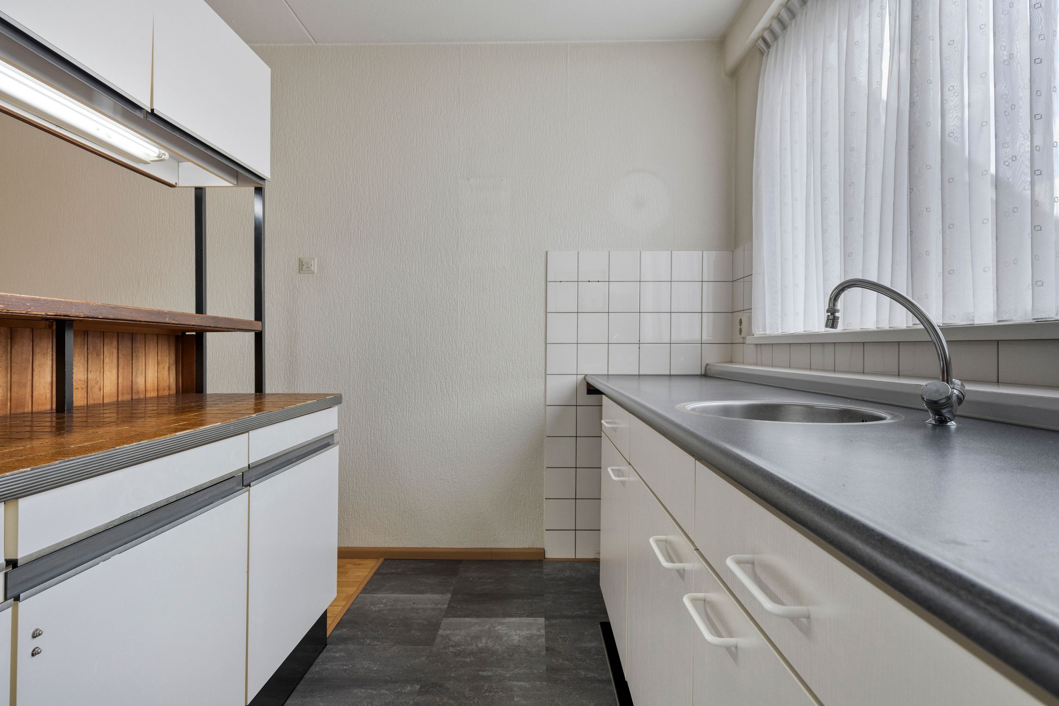 Foto 15 van Avondroodstraat 36