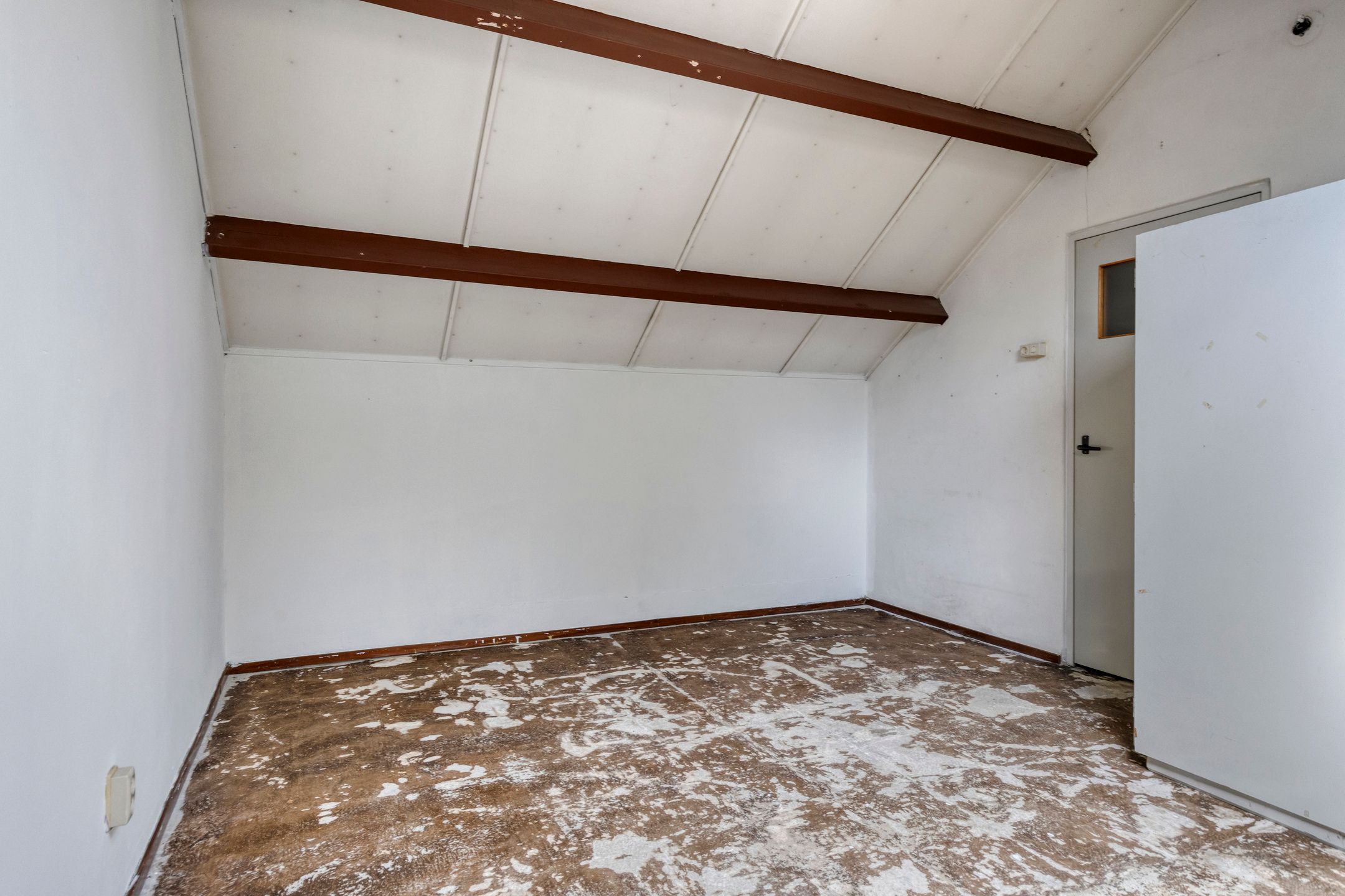 Foto 27 van Avondroodstraat 36