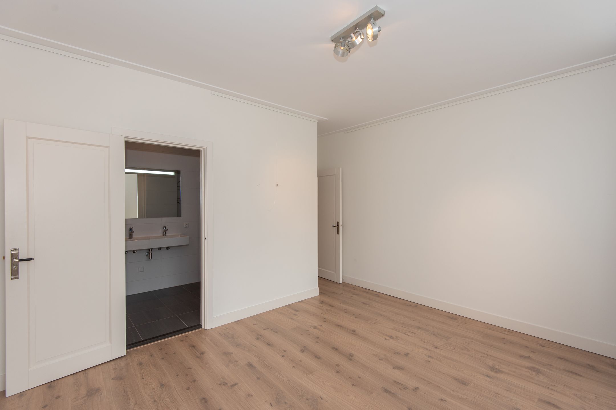 Foto 15 van Stadionweg 125-3