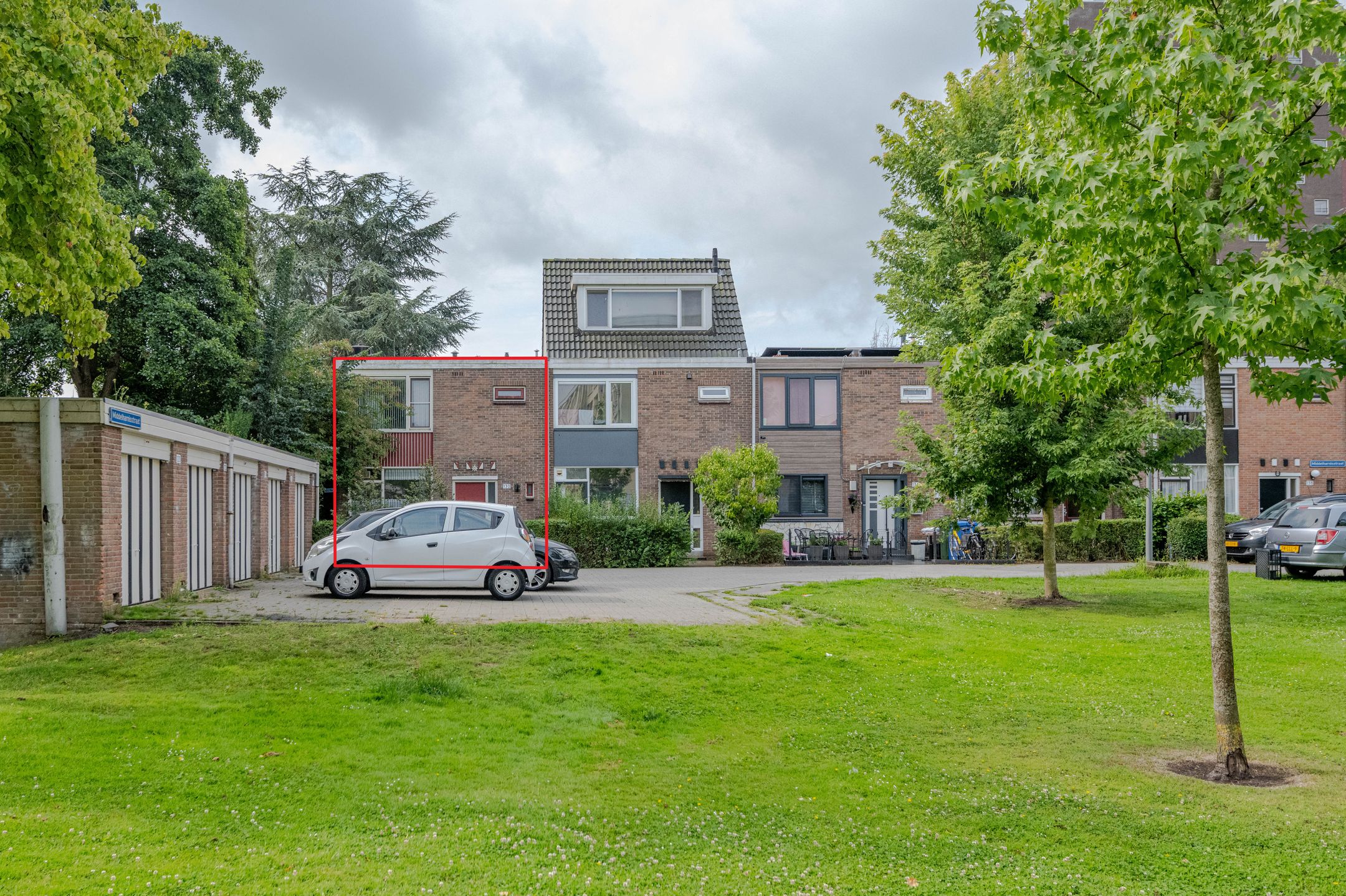 Foto 6 van Middelharnisstraat 130