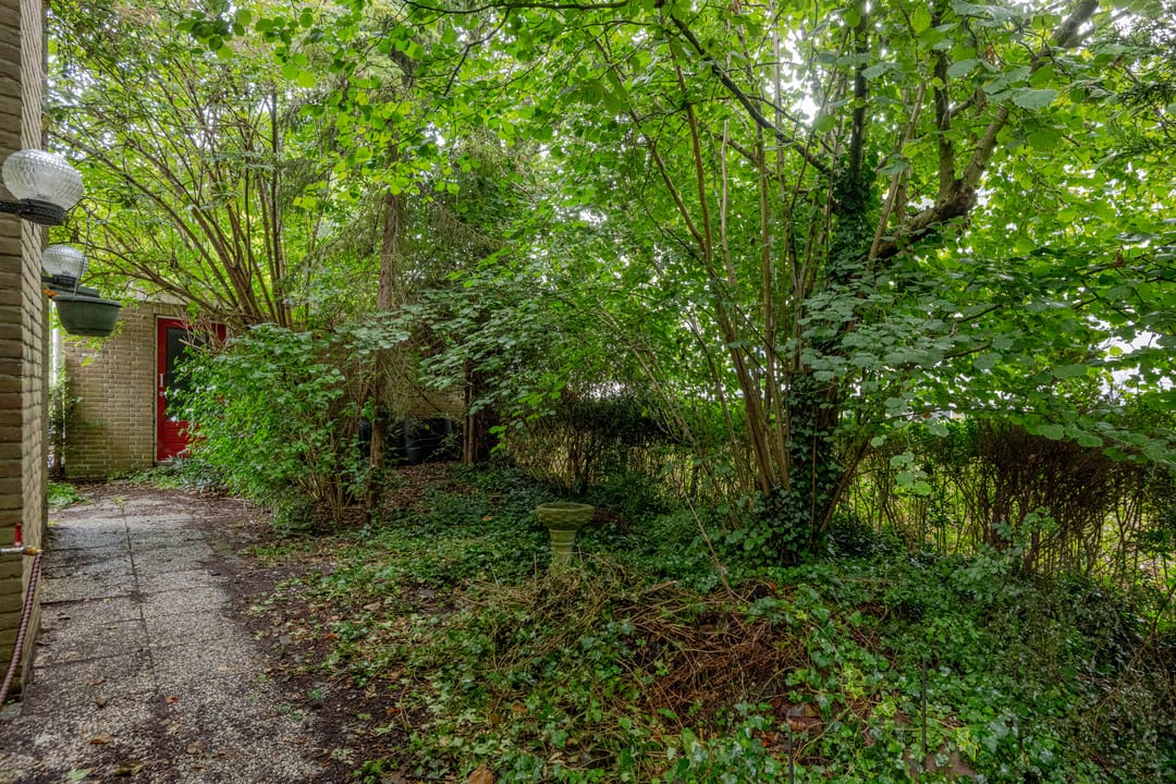 Foto 26 van Middelharnisstraat 130