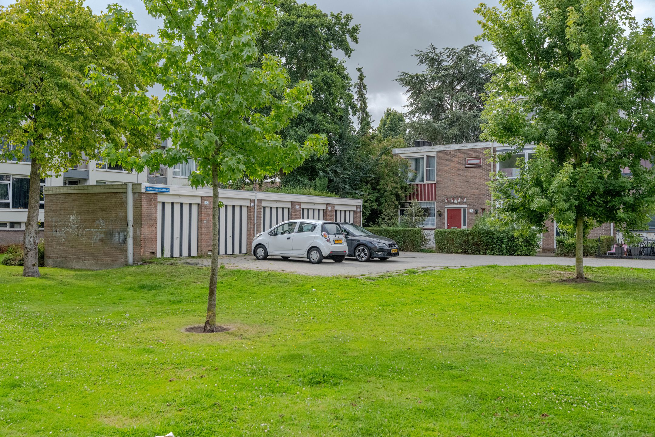 Foto 30 van Middelharnisstraat 130