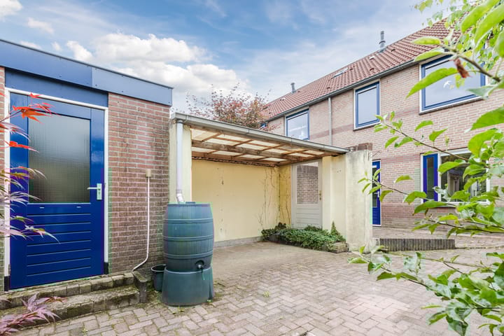 Foto 25 van Dirk Ruitenbeekstraat 20