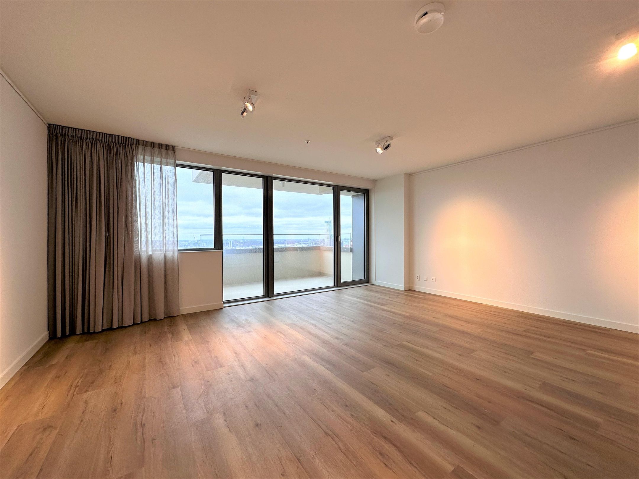 Foto 6 van Baan 56-L