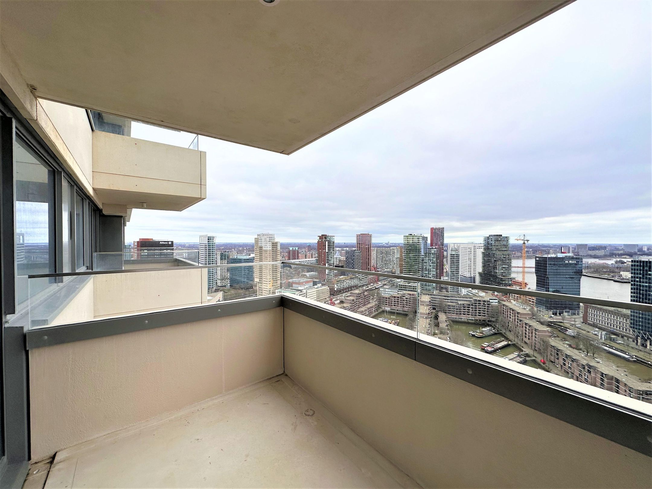 Foto 12 van Baan 56-L