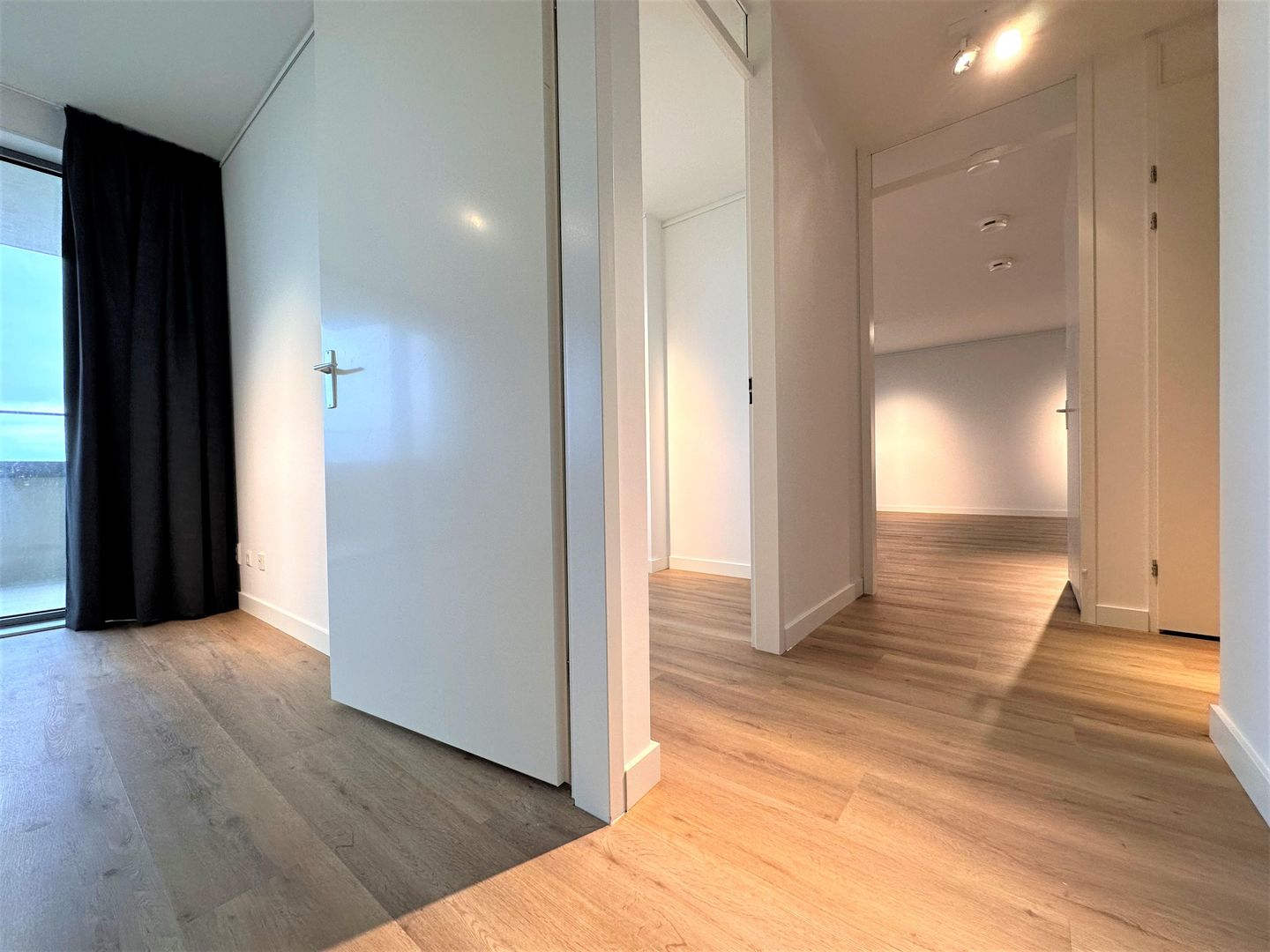 Foto 25 van Baan 56-L