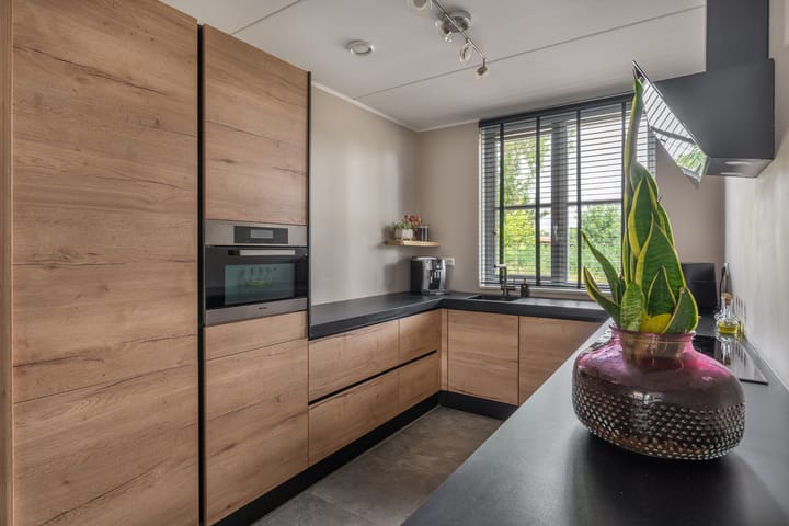 Foto 13 van Wilgenstraat 4