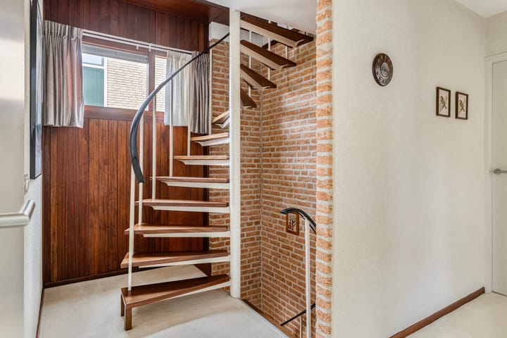 Foto 22 van Kortenaerstraat 61