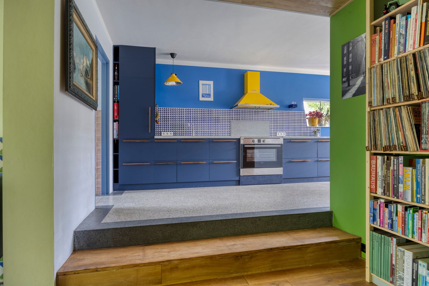 Photo 10 of Hert. Hendrikstraat 2