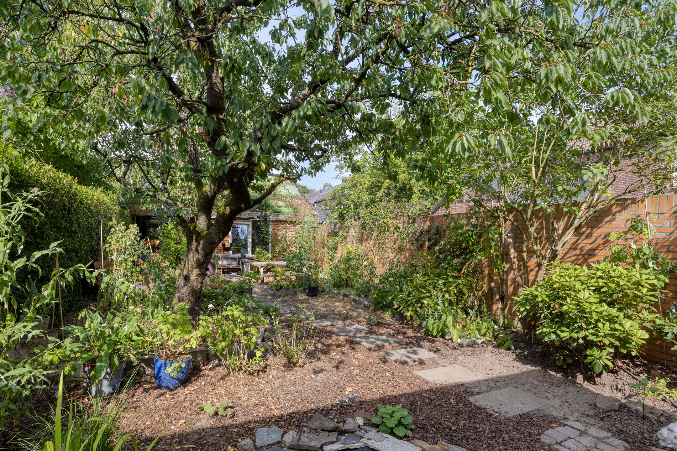 Photo 27 of Hert. Hendrikstraat 2