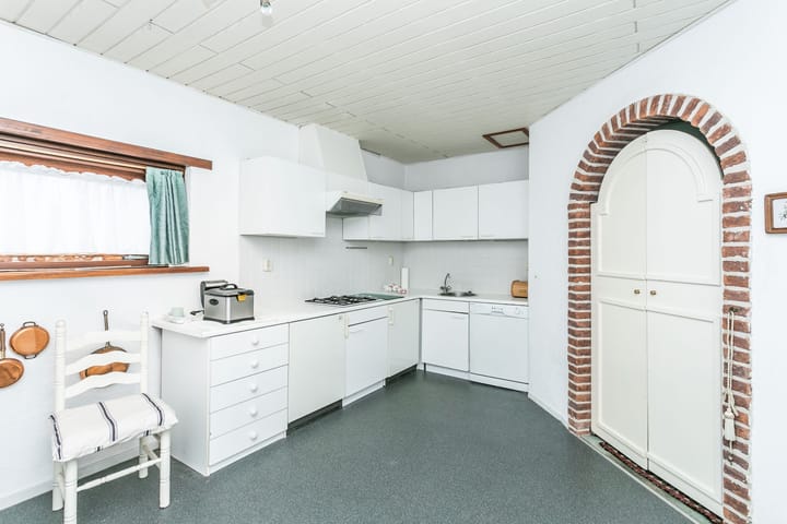 Photo 21 of Kerkstraat 57