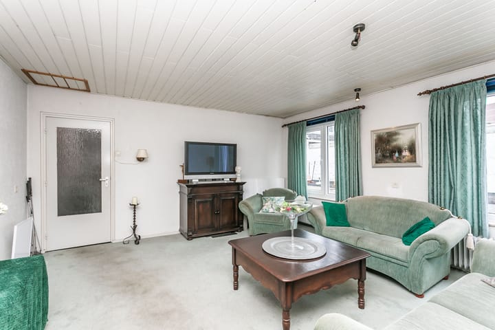 Photo 24 of Kerkstraat 57