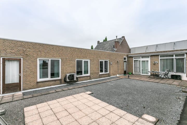 Photo 31 of Kerkstraat 57