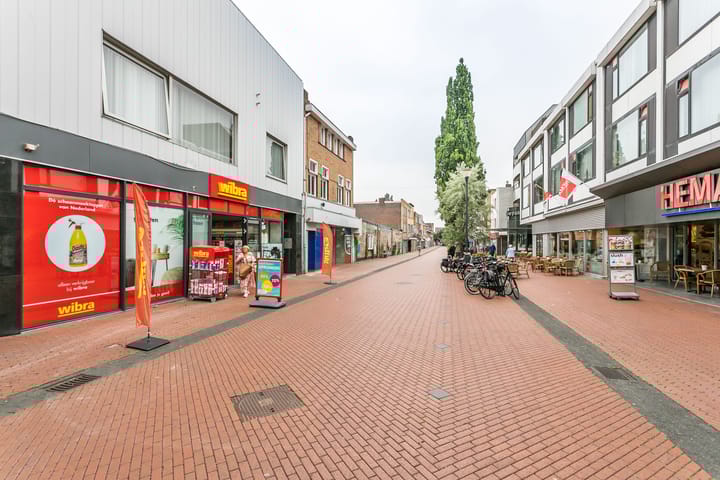Photo 36 of Kerkstraat 57