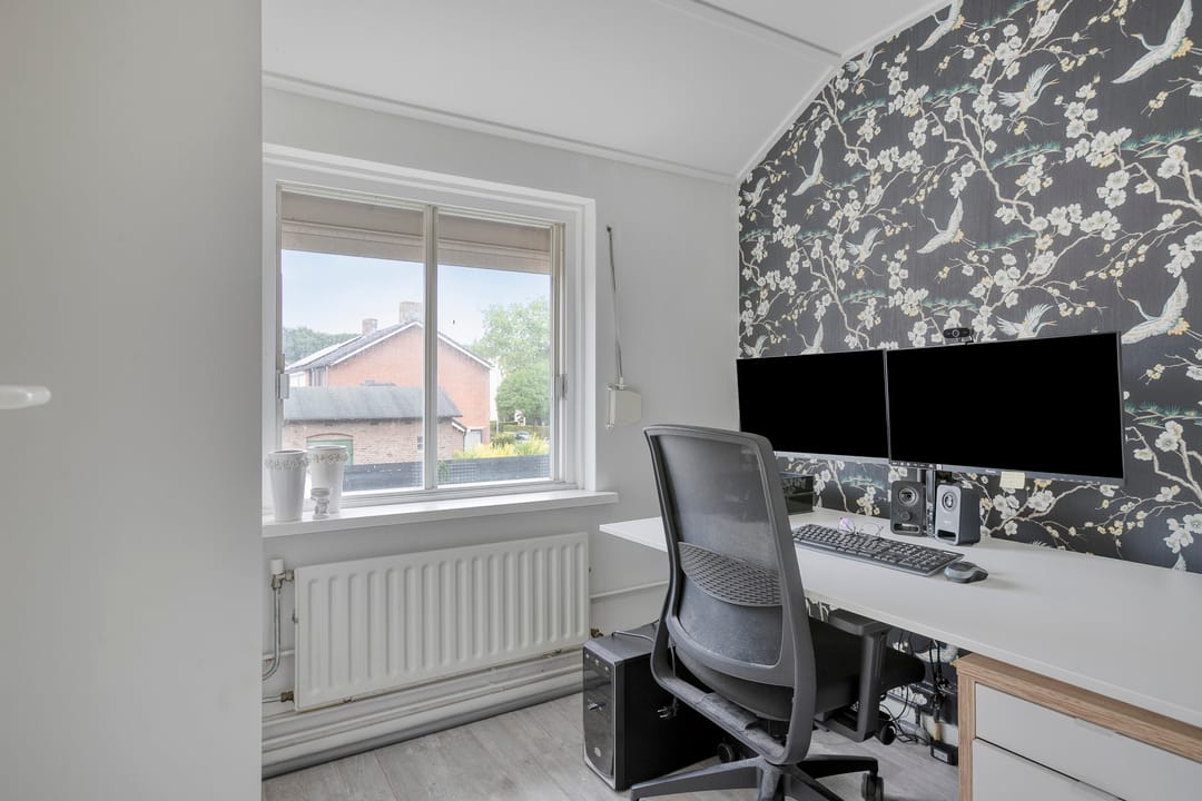 Photo 23 of Margrietstraat 8