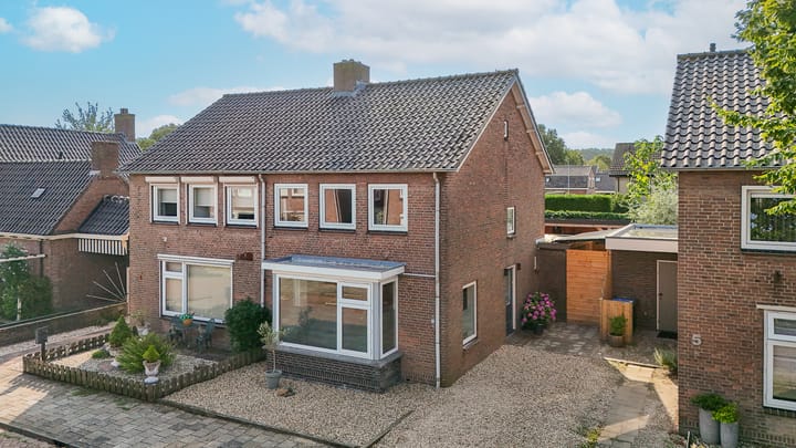 Foto 1 van Burg. van Goelst Meijerweg 3