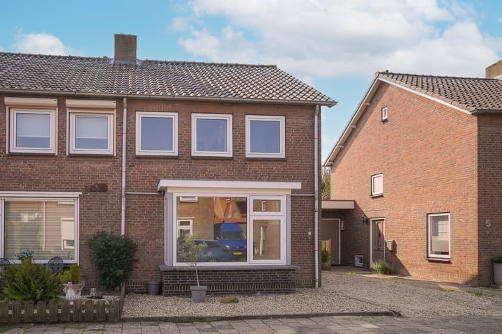 Foto 29 van Burg. van Goelst Meijerweg 3