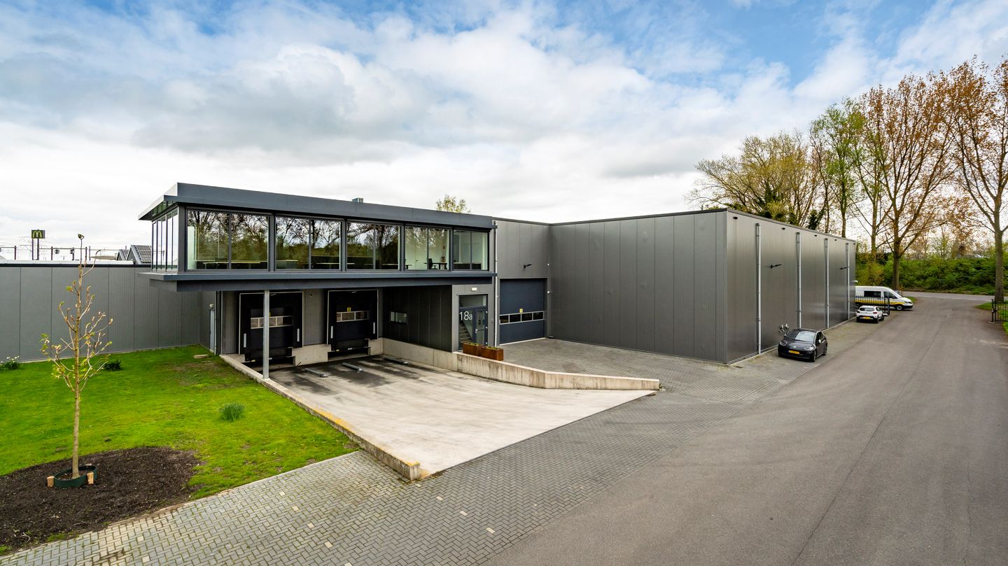 Bekijk foto 4 van Broekdijk West 18-A