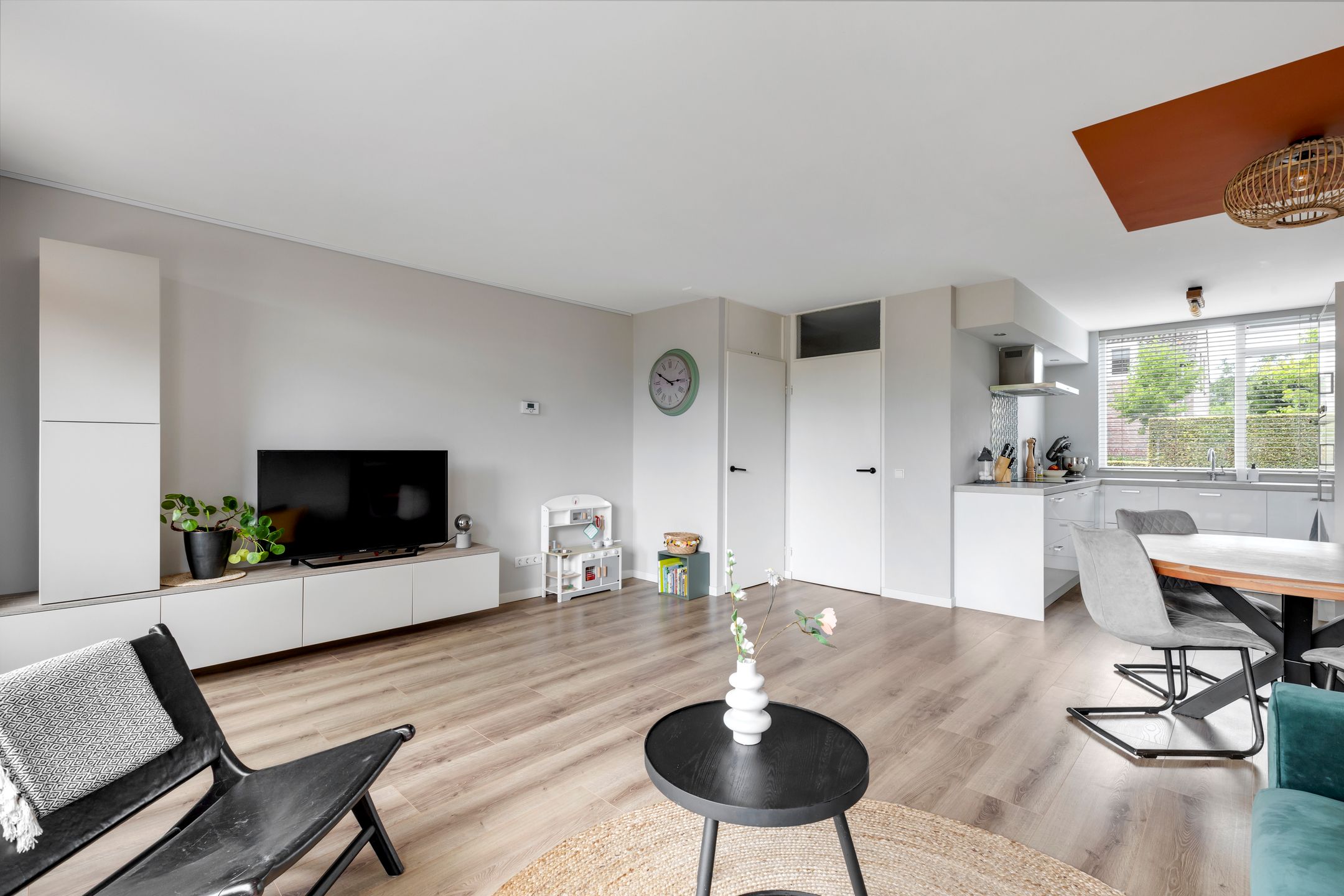 Foto 3 van Sint Janskruid 10