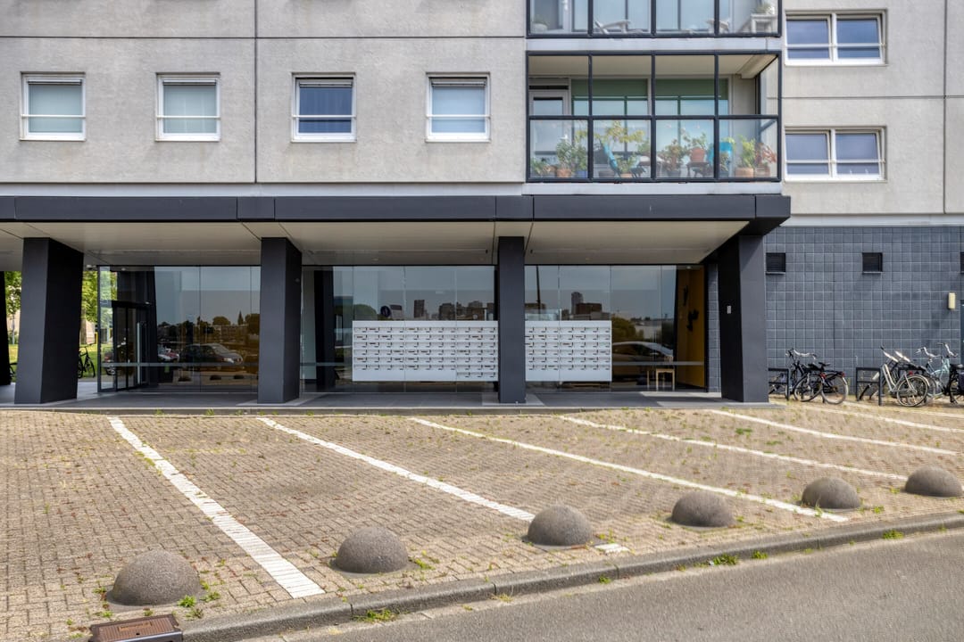 Foto 23 van Buitenbassinweg 386