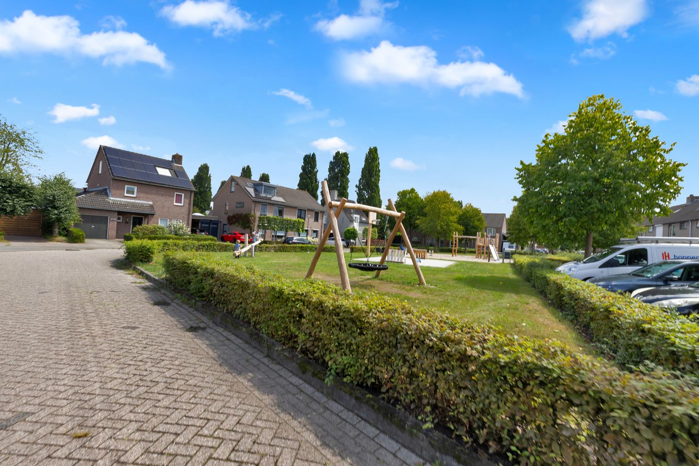 Foto 35 van Sint Janskruid 10