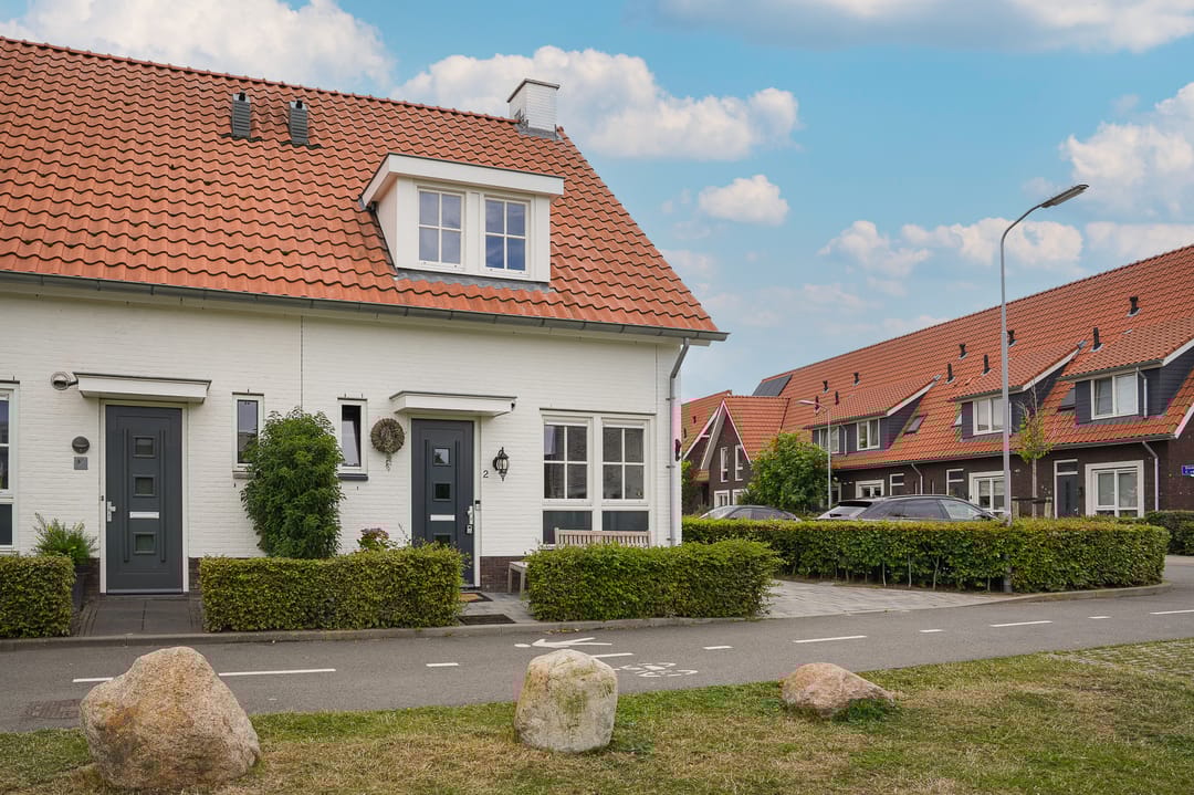 Photo 1 of J van Damstraat 2