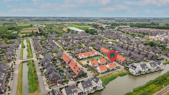 Foto 32 van J van Damstraat 2