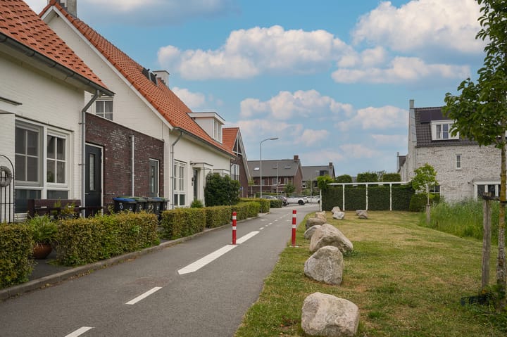 Foto 36 van J van Damstraat 2