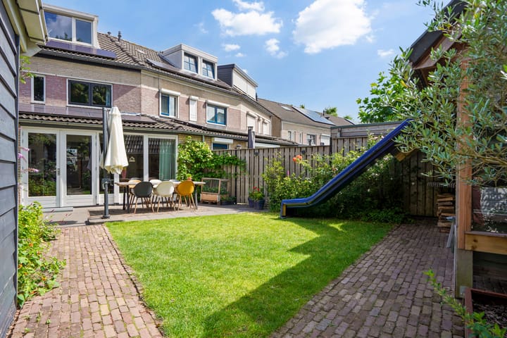 Foto 42 van Den-Uylborch 7