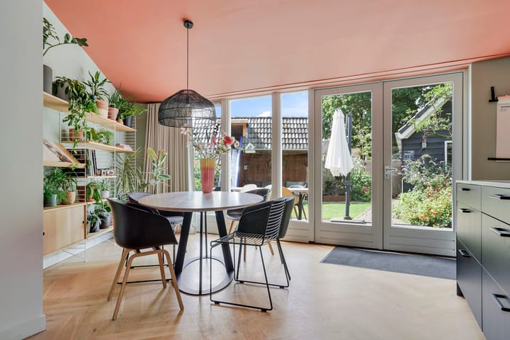 Foto 2 van Den-Uylborch 7