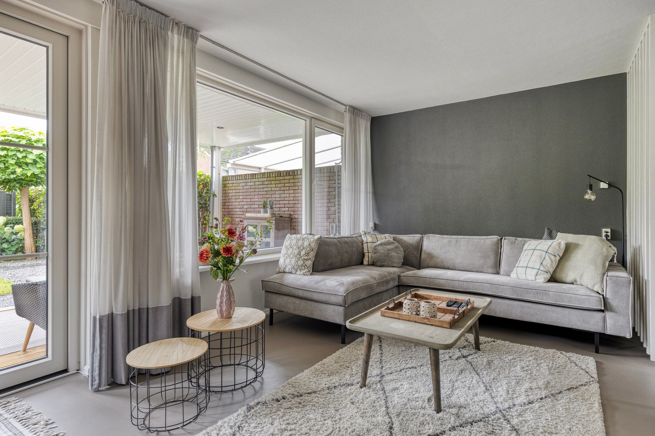 Photo 3 of Uranus 20