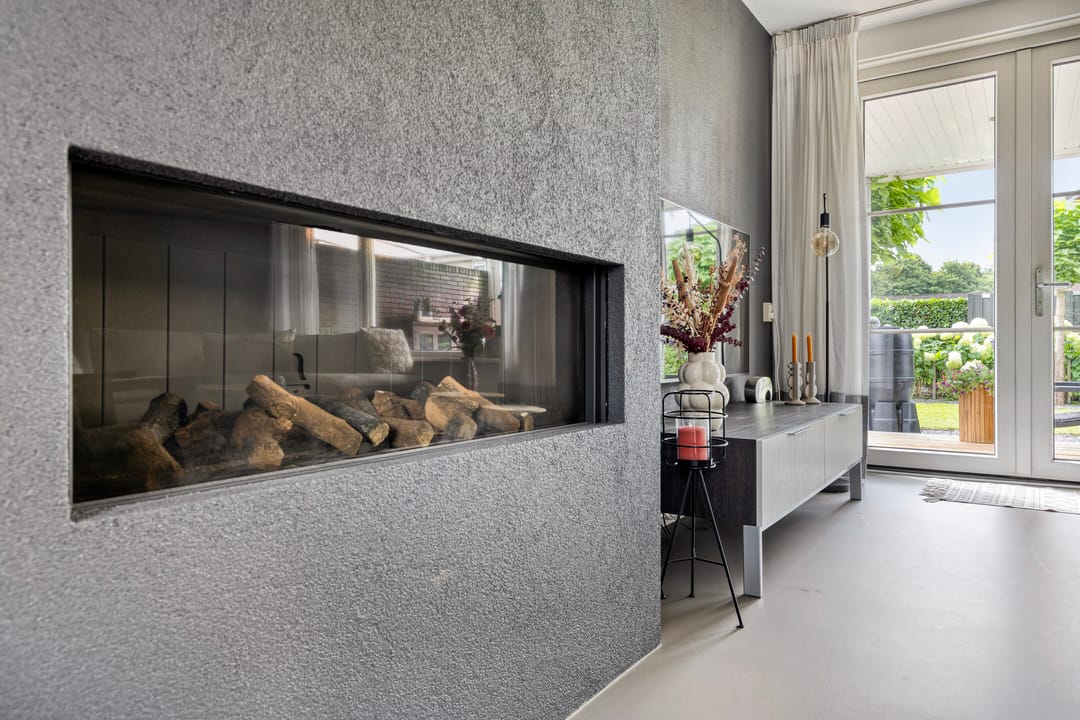 Photo 8 of Uranus 20